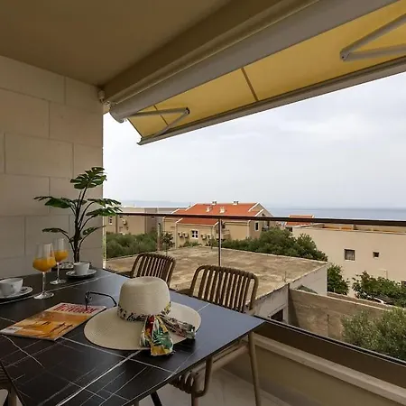 Lea - Makarska Exklusiv