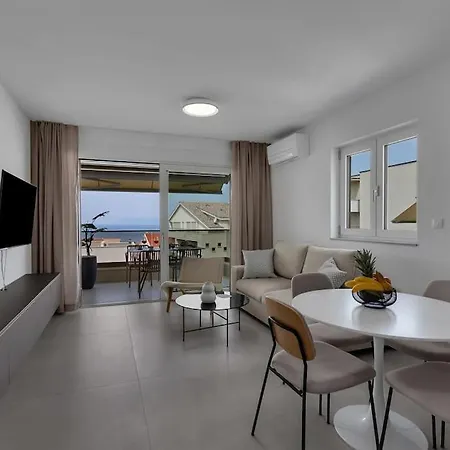 Lea - Makarska Exklusiv *